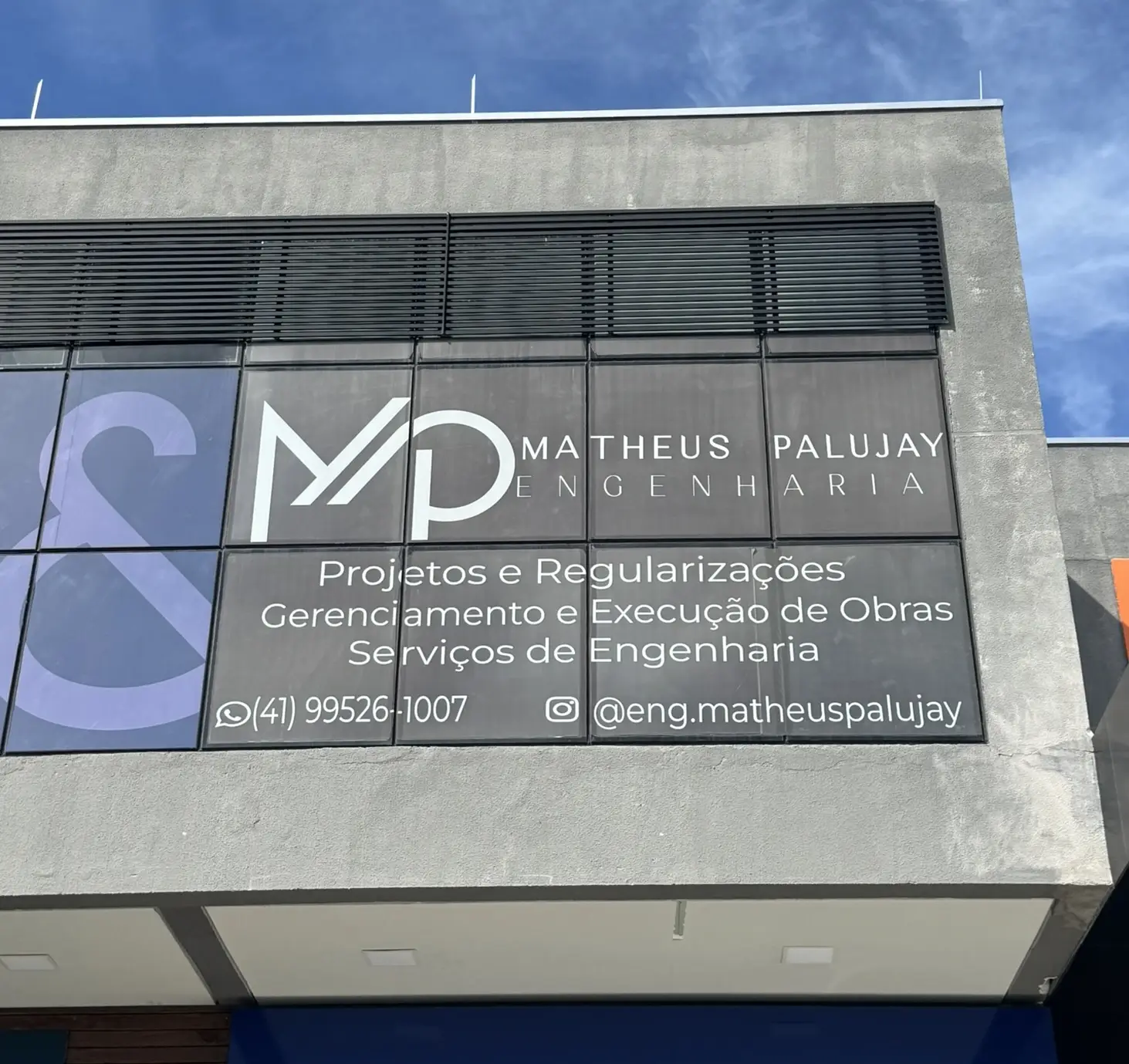 Faixada do escritório Matheus Palujay Engenharia